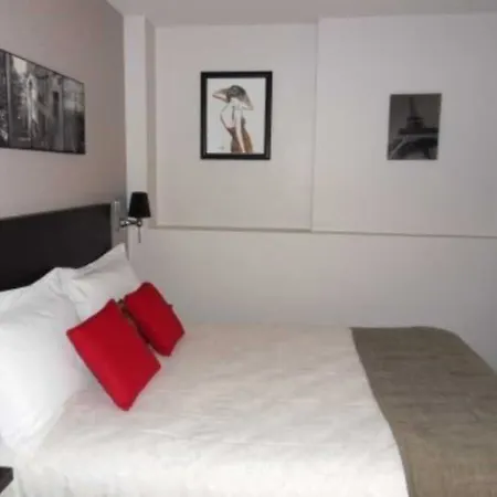 Hotel Le Figuier Ivry-sur-Seine