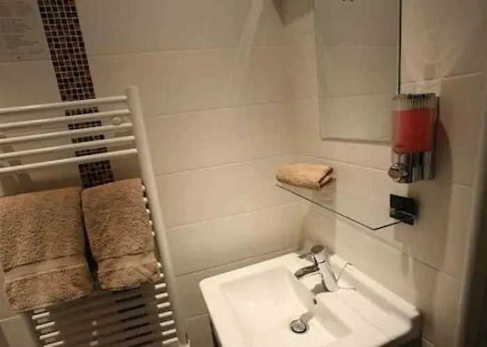 Le Figuier Hotel